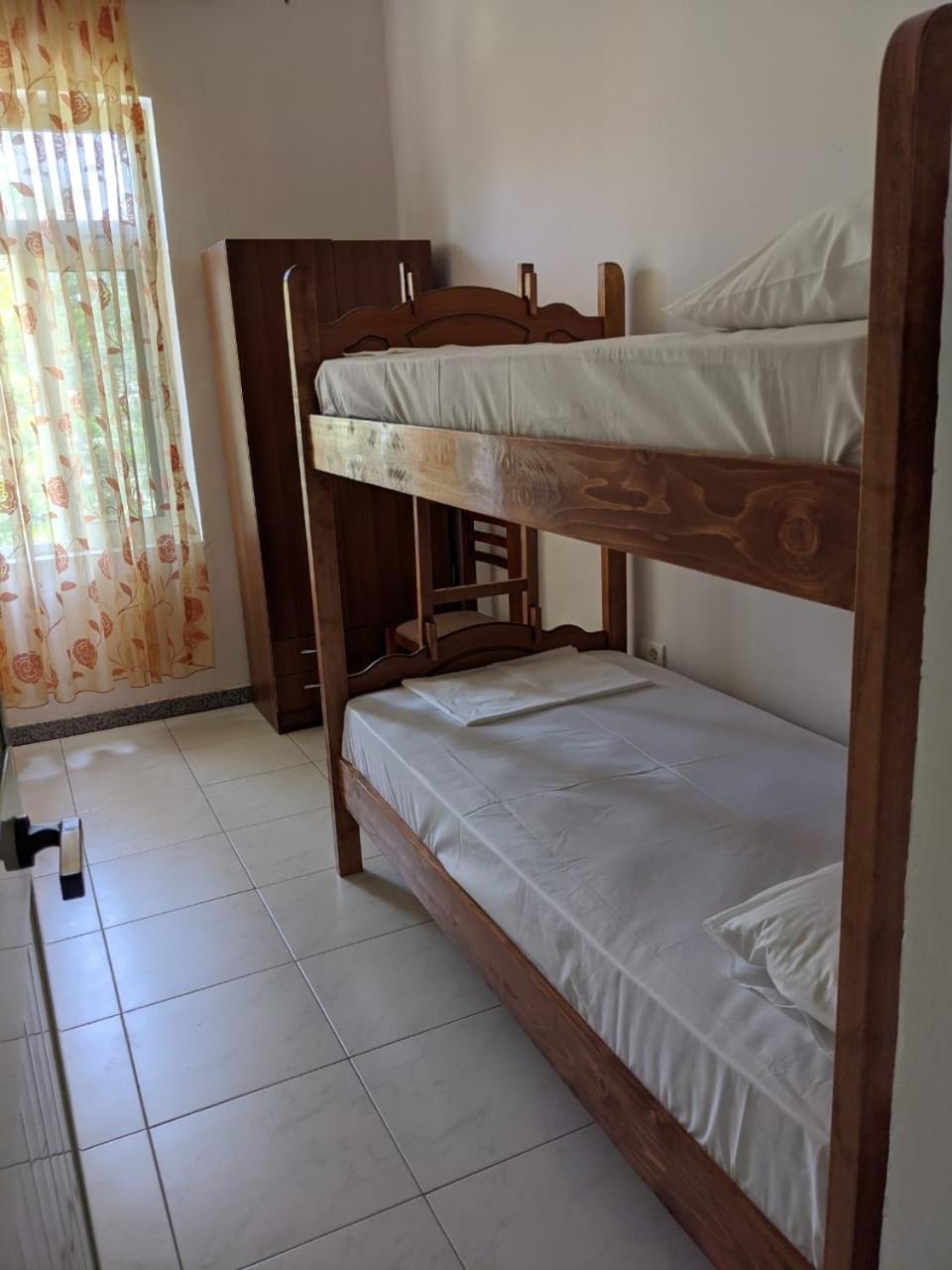 Vollga Promenade Lovely 2 Bedroom Apartment Durres Exterior photo